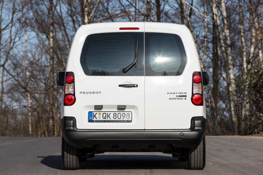  Peugeot Partner Van Electric 2013 года  (фото 16 из 21)